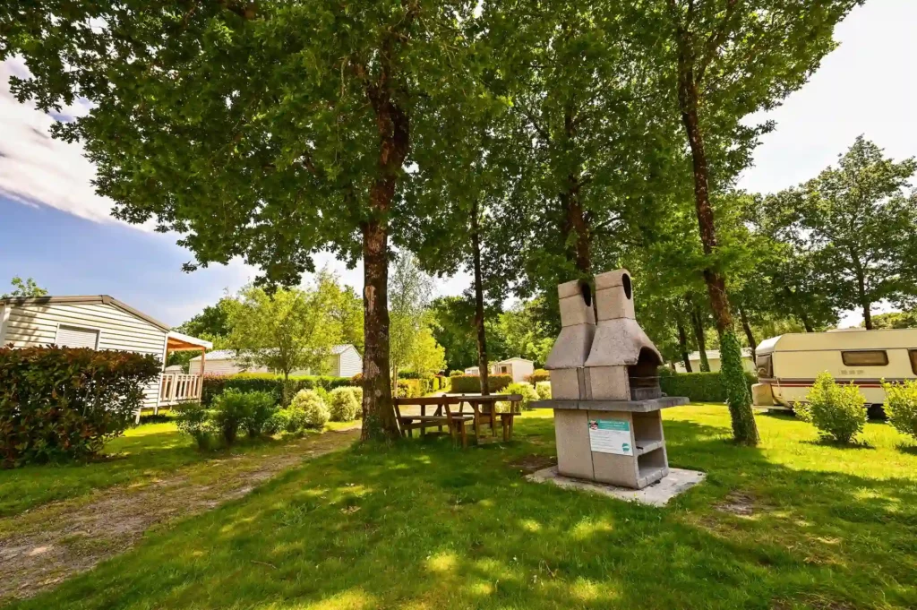 Services 3 étoiles au Camping près de Lorient.